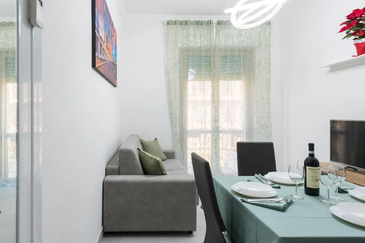 Apartment Vatican Home With Balcony Rome Italy