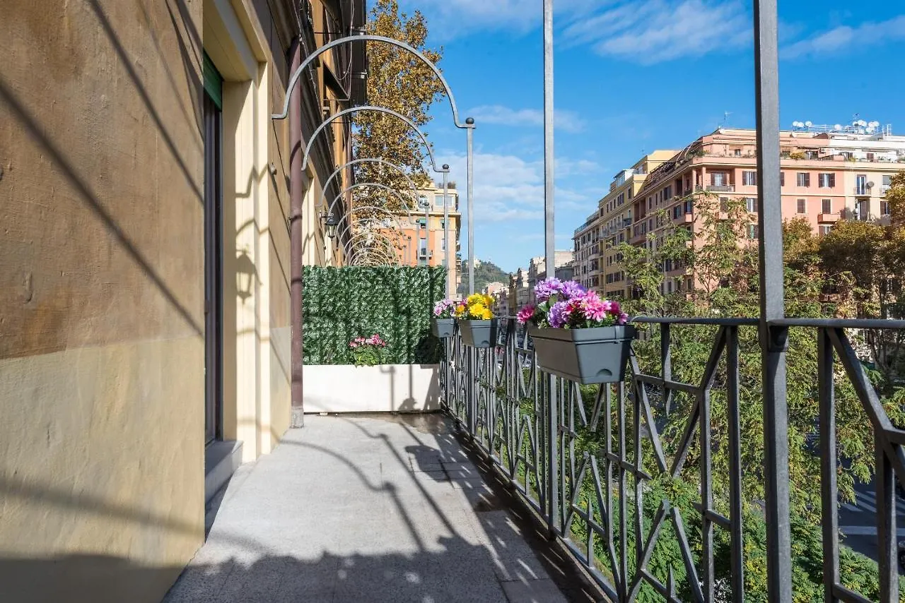 Vatican Home With Balcony Rome 0*,