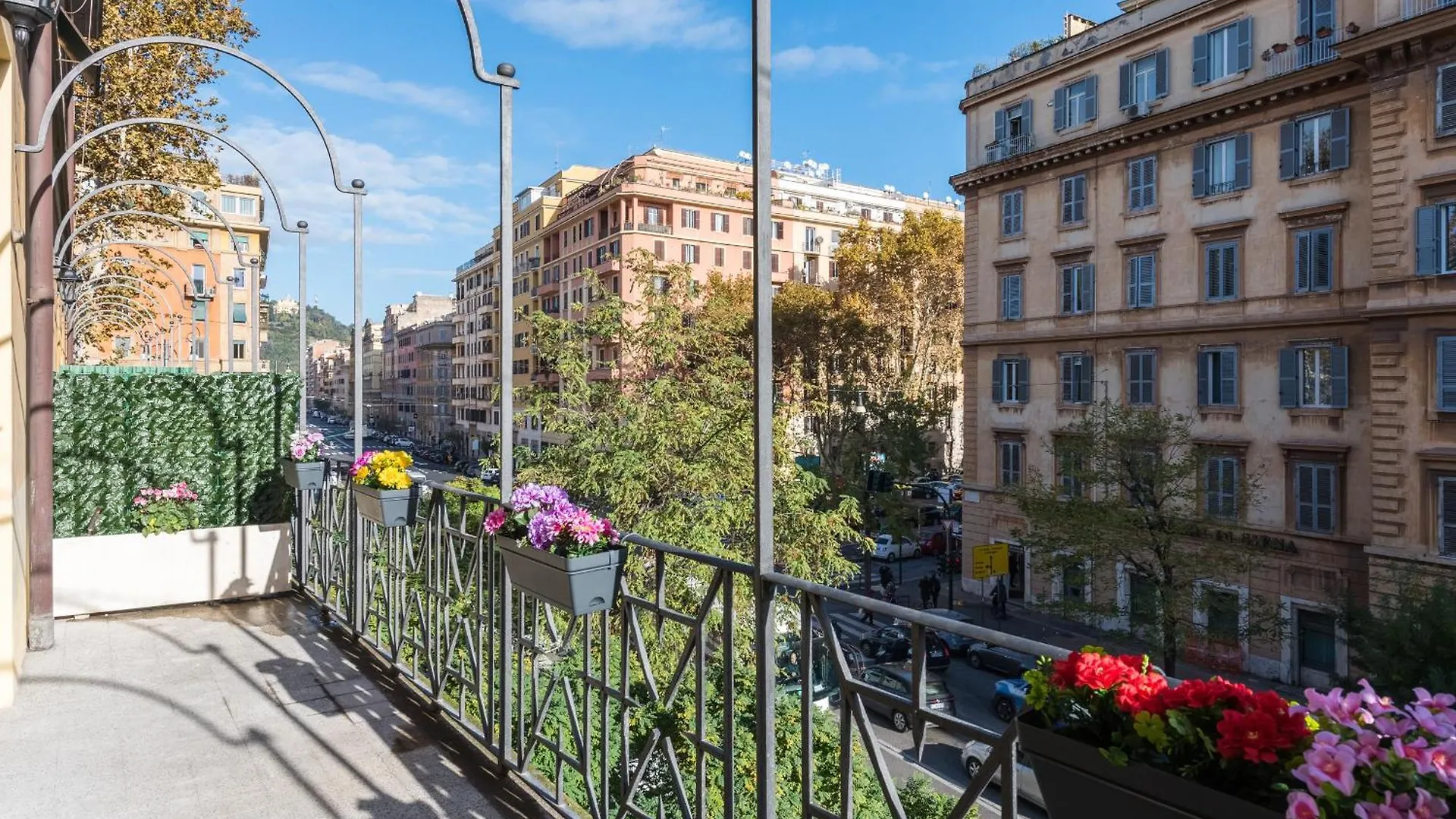 Apartment Vatican Home With Balcony Rome
