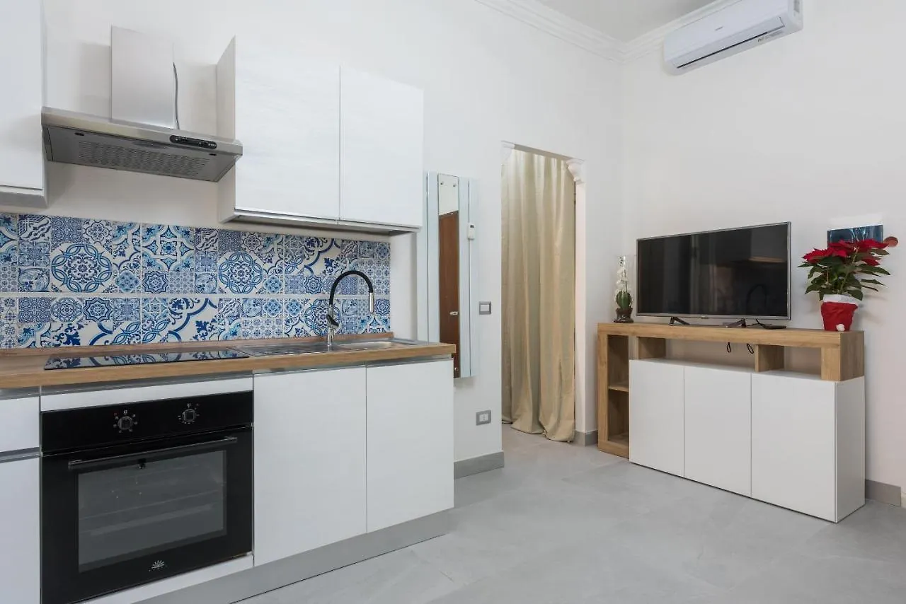 רומא Vatican Home With Balcony דירה